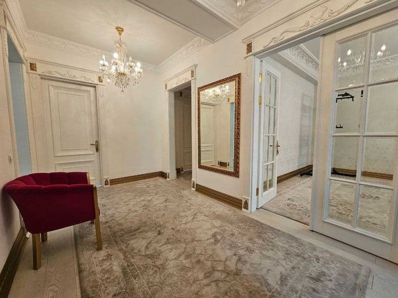 Срочно сдаётся 1 переделанная в 2х ком.квартира в центре гор — фото 2