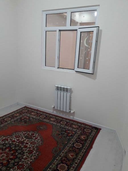 Юнусобод санпи новос 2/2/9 50м2 400$ оила она болага<br />
А — фото 3