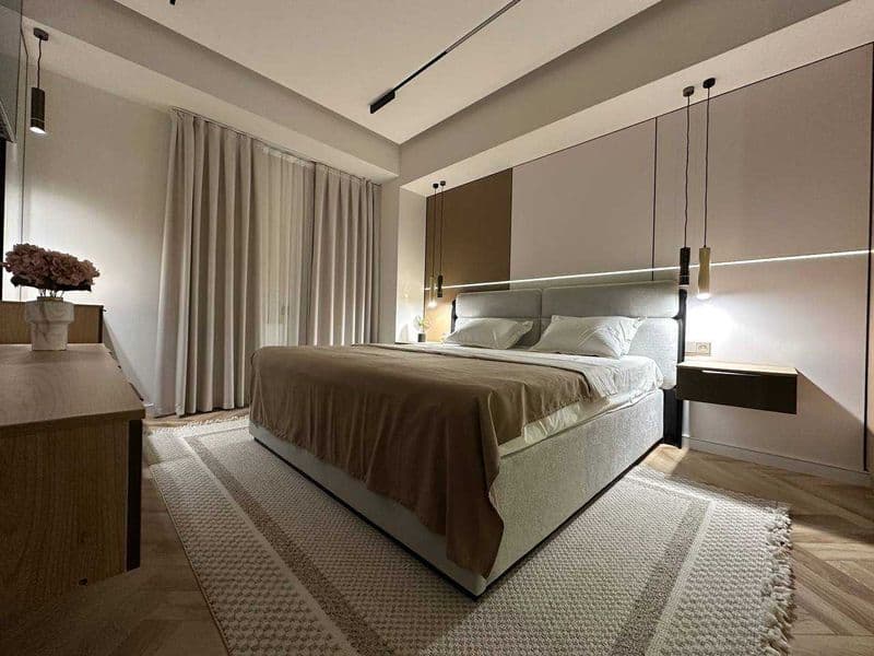 Район: Яккасарай<br />
Адрес: Шота Руставели<br />
<br />
Ря