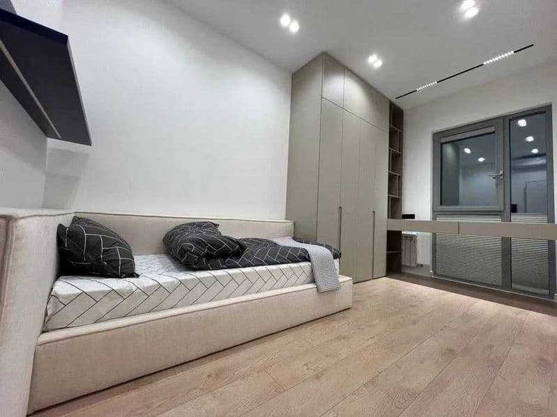 • Тип жилья: Новостройка<br />
• Комнат: 3<br />
• Площадь:  — фото 3