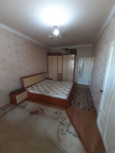 Аренда метро беруни 3.хонали оилага берилади хамма шароити б