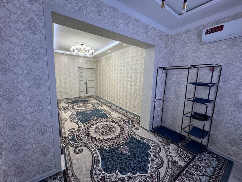 2 xona uy<br />
Taxtapul da joylashgan Gofur Gulom metroga 1