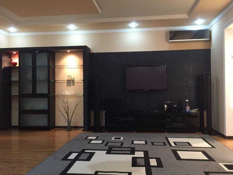 Сдаётся евроквартира 2/3/4, ориентир кафе Дархан, метро Х.Ал