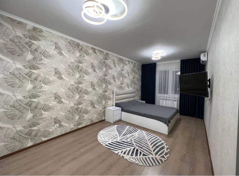 Район: Яшнабод<br />
Ориентир: Грин парк Махтумкули <br />
П