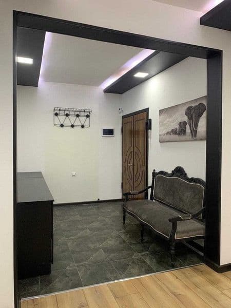 Сдаётся квартира в банковском Доме<br />
Ориентир - Шох мед  — фото 3