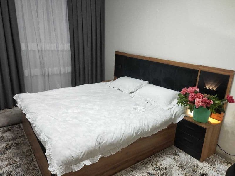 Сдаётся квартира в Новастройка<br />
<br />
Район: Алмазарск