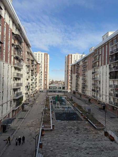 - Сдается 2-комнатная квартира на долгий срок. Только для се