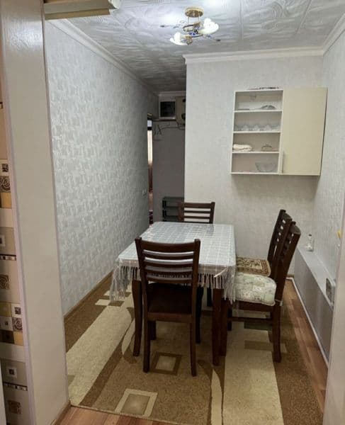 Ibn Sino da 1 xonali uy ijaraga beriladi bezmakler. Oilaga — фото 2