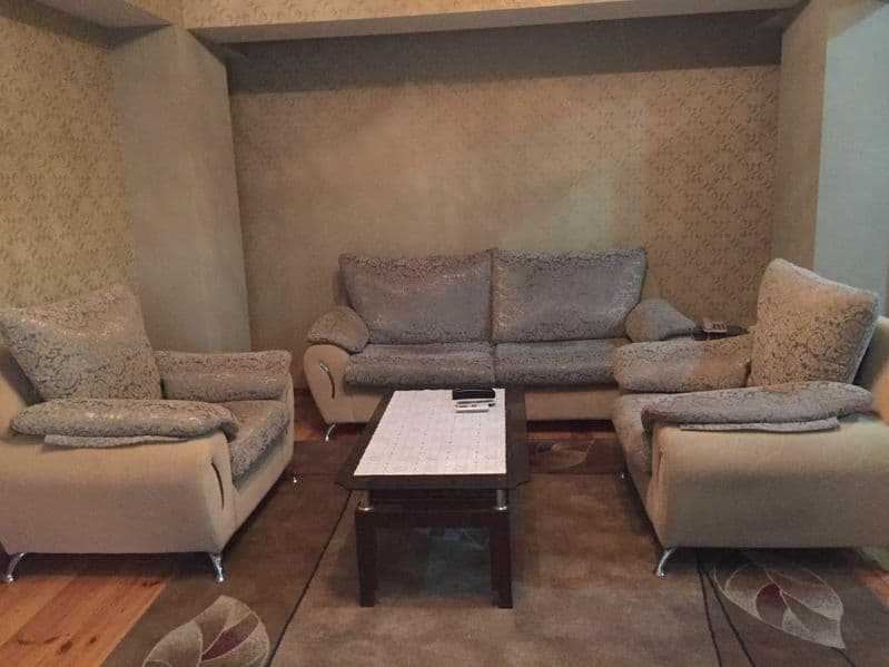 Квартира евро ремонт,  упакованная квартира,все условия имею