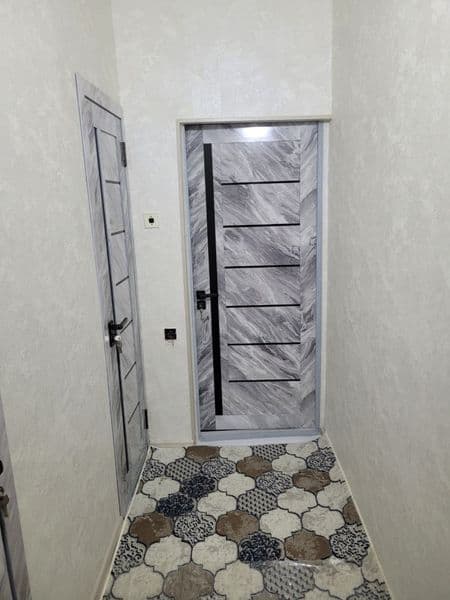 Arendaga 2 xona 3 xona qilingan. Uy beriladi. Oilaga, bollar