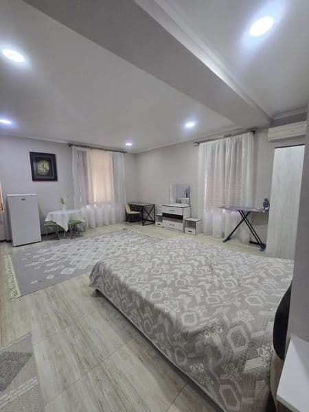 Аренда Ул.Паркентский Новостройка 1/1/8  студийный  49м квад