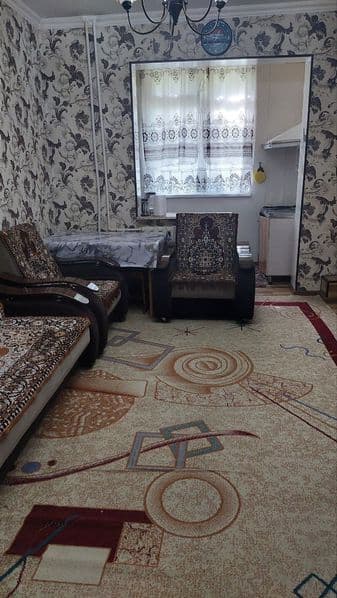 Аренда квартиры<br />
Массив Феруза<br />
350 $<br />
<br />