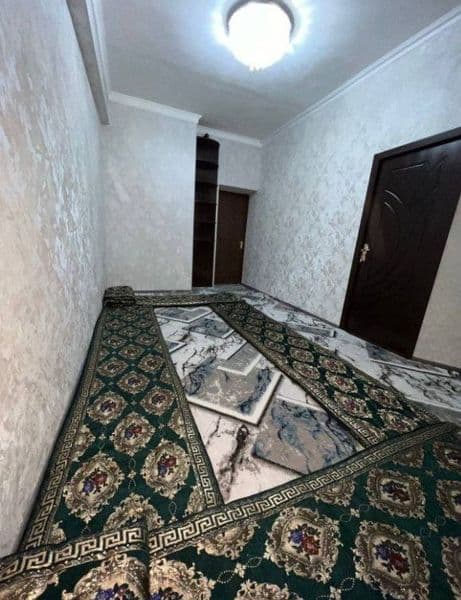 Sergeli moshina bozor orqasida yosh oilaga kvartira bor shar