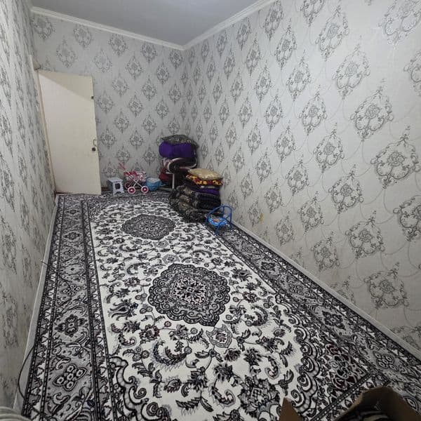 2xonali kvartira arendaga berladi.xonala razdelnik  tyalet v