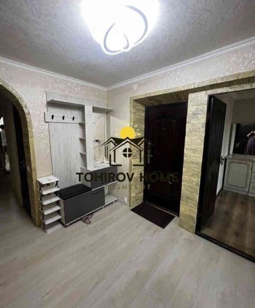 Kvartira beriladi <br />
Chilonzor metro yonida <br />
2 xon