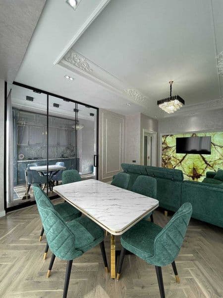 Просторная трёшка 100 м² с ремонтом премиум-класса — квартир