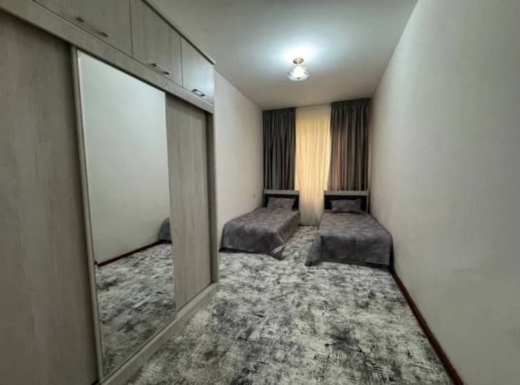 Toshkent shaxar Yunusobod tumani yunusobod merto oldida kvar — фото 2