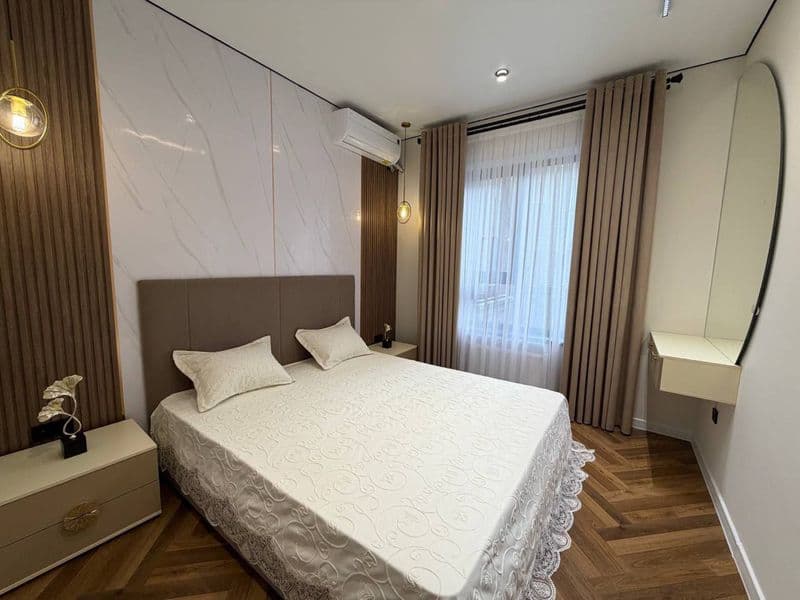 Аренда <br />
2 комнатная квартира <br />
Паркинг имеется <b — фото 2