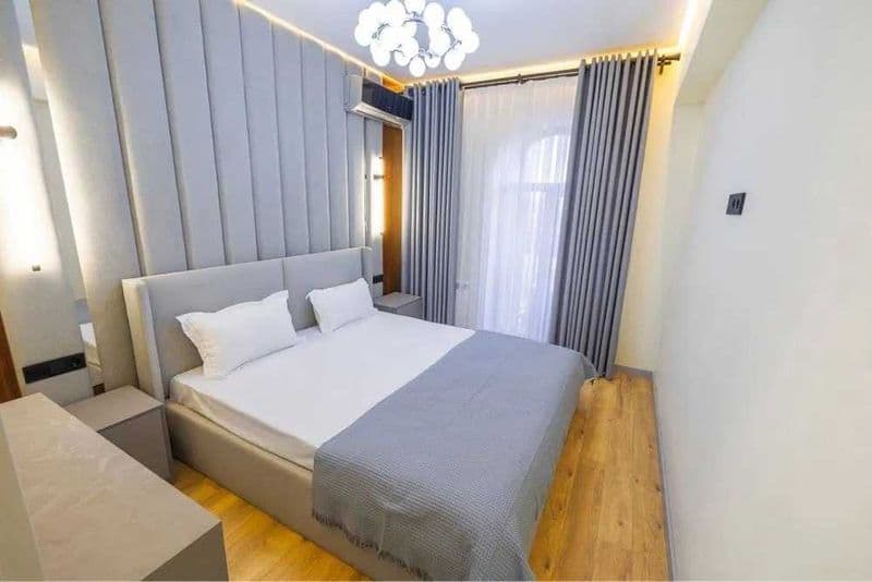 Сдается квартира для молодой семьи<br />
<br />
• Район: Алм