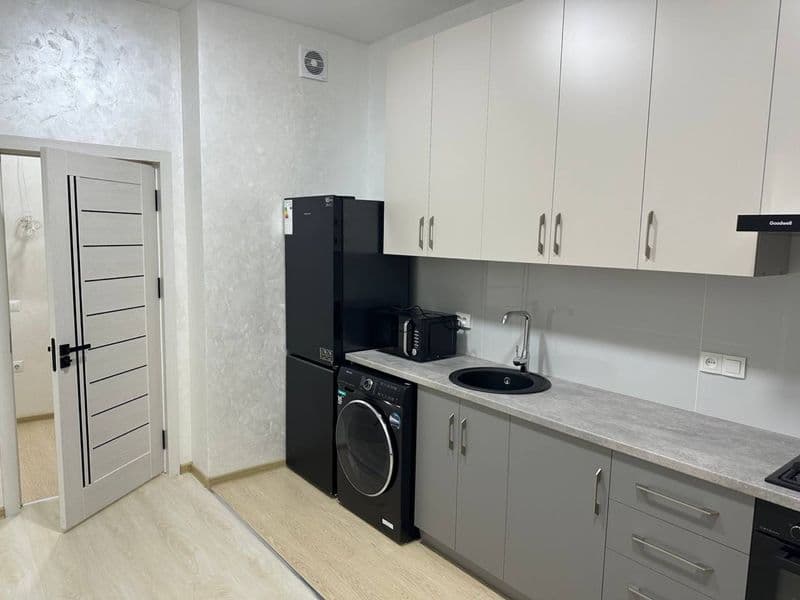 Сдается на Долгосрок<br />
1 комнатная квартира<br />
На 2 э — фото 2