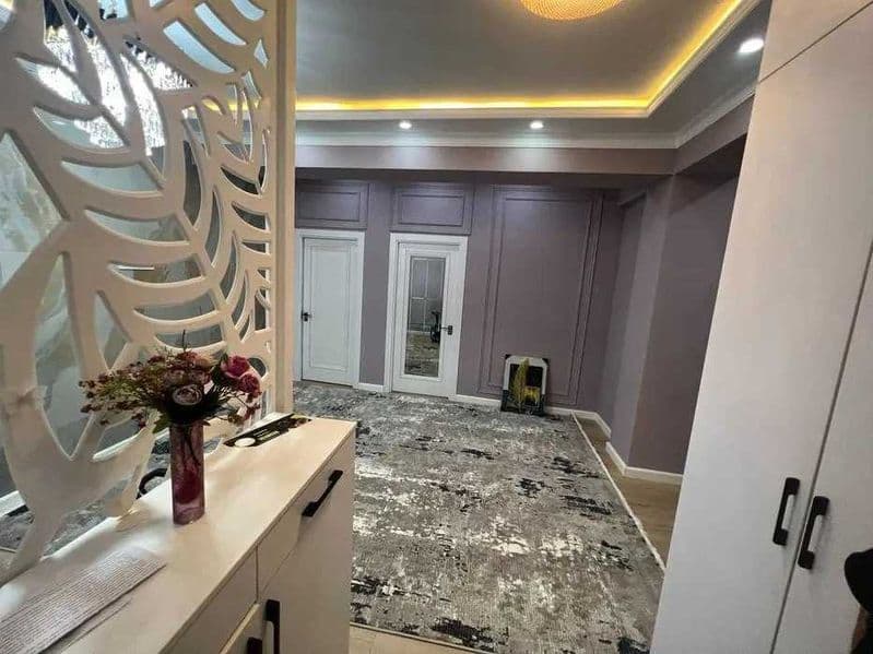 Сдаётся квартира на 4 квартале Юнусабада<br />
Ориентир - кл