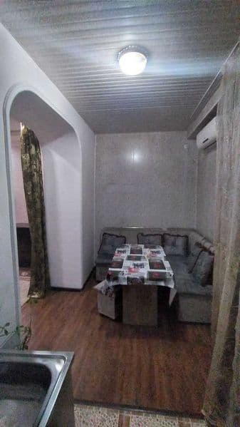 Сдаю 2х комнатную квартиру в 4 этажном доме.иностранцам. 4 э