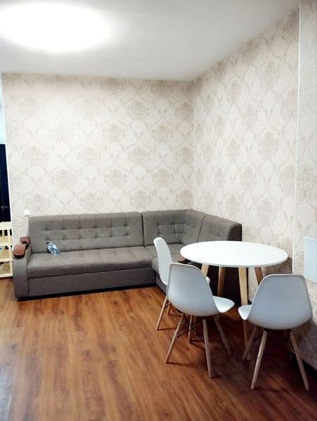 Srochnoo Arenda<br />
Qorasuv 6 <br />
1 Xona 1 etaJda <br /