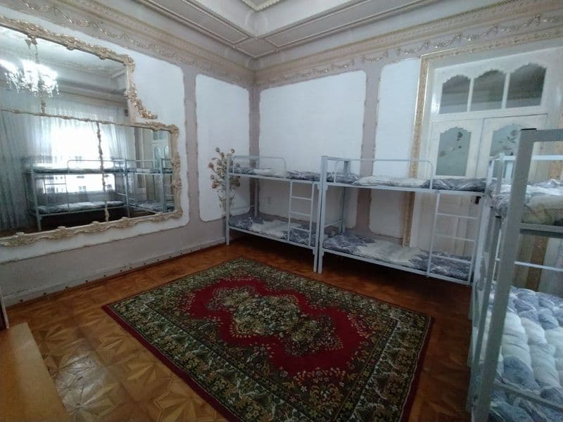 Qizlar uchun kvartira , hamma qulayliklarga ega , manzil yak