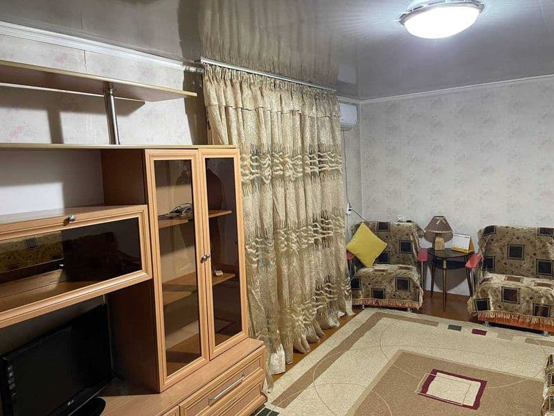 Сдам семье свою уютную однокомнатную квартиру в тёплом кирпи