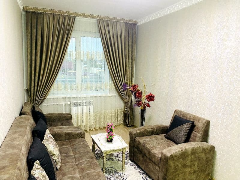 2/4/5<br />
Яккасарайский район<br />
Улица : Мукимий<br />
