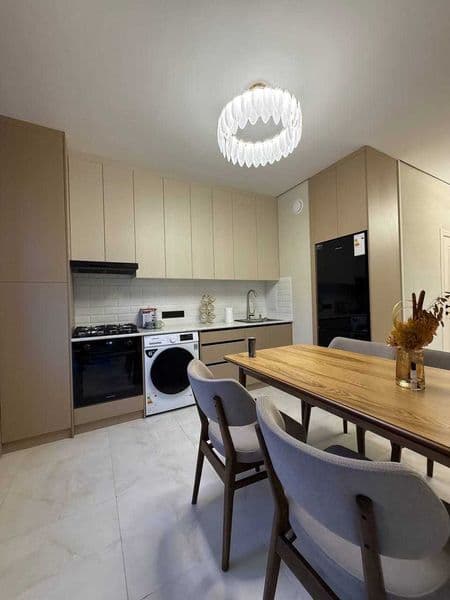 • Район: Мирза Улугбек<br />
• Адрес: Максим Горький<br />
• — фото 4