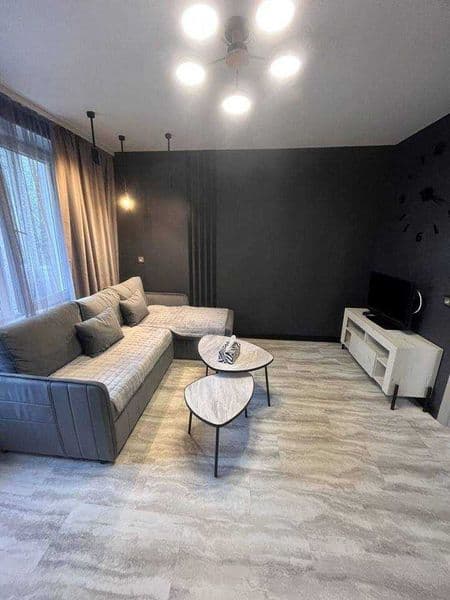 Сдам 2-х комнатную квартиру на 4 этаже,<br />
В квартире ест