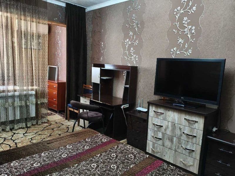 Сдаётся квартира 1/4/4<br />
массив Асалабад-2<br />
Одиноки