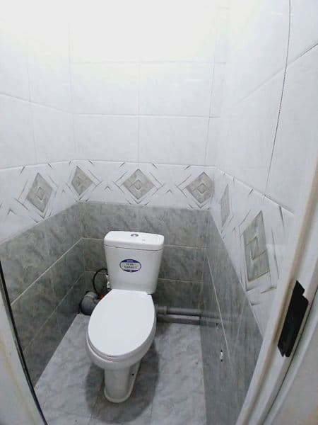 3 хона.  3/9/10. Яккасарой енги мост ёнида аеропорт якин. 2 