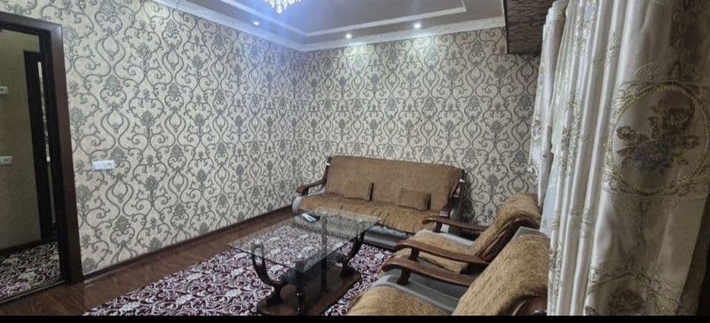 Сдаётся в аренду <br />
БИЙ 2/5/5 <br />
Цена 500$<br />
Шик