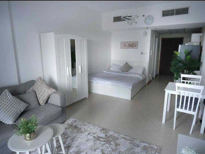 1 комнатную квартиру на 3 этаже,<br />
В квартире есть все н