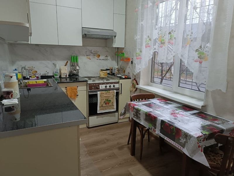 Здаецая 1 комнатная квартира массив куйлук 6 1 этаж  5 этажа — фото 3