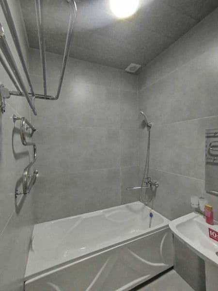 1 к.квартира переделана в 2х,  35 квадратов/4/4 эт.дома м-в: — фото 5