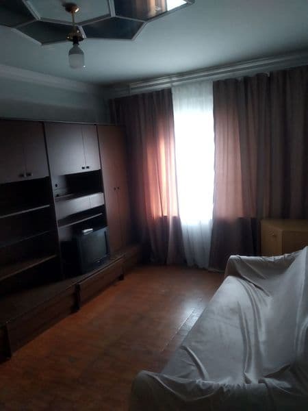 Сдается квартира рядом с рынком Кадышева с мебелью и технико