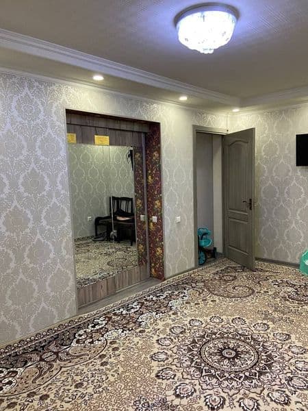 Ikki xona uy bir xonasiga qiz va ayollar olinadi narxini kel