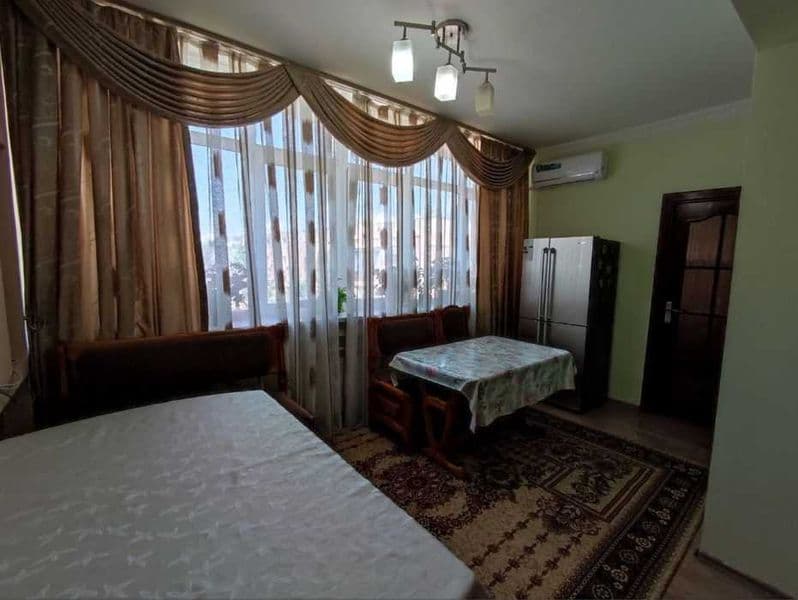 Район: Мирзо Улугбекский<br />
Адрес: Максим Горький<br />
< — фото 4