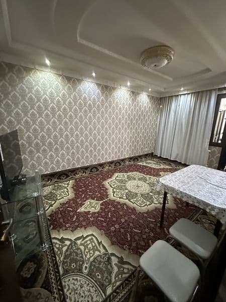 Аренда Юнусобод 11<br />
3хона<br />
2-етаж<br />
5-етажка<b