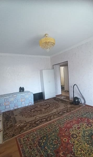 Qoraqamish 2/5 da 1xonalik uy ijaraga beriladi<br />
Balkon 