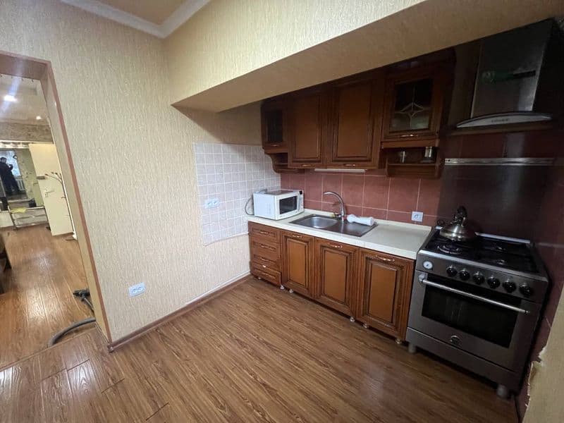 Аренда Садык азимова срочно комиссия 50%<br />
<br />
4/3/5 — фото 5