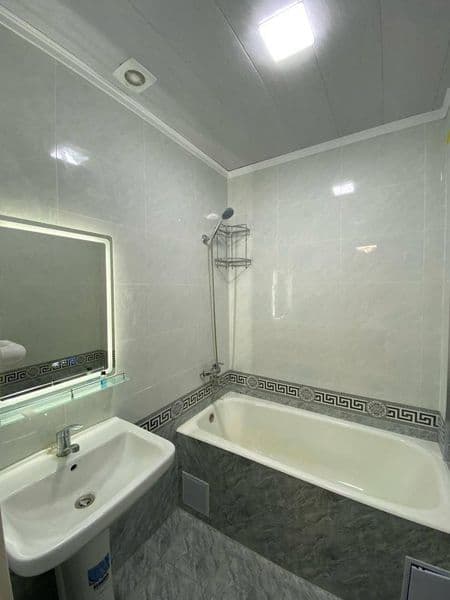 Сдаются 3 комнатную квартиру с отличным ремонтом, ещё не ток — фото 3