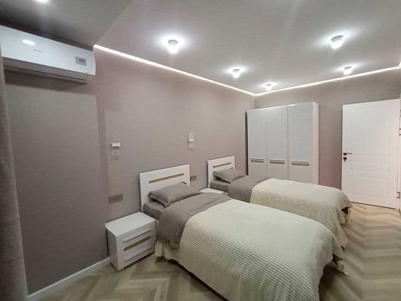 Сдается квартира на госпитальном ор-р церковь <br />
мебель 