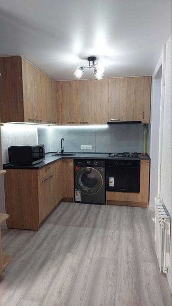 Сдаётся квартира мирободские район парк фуркат 1 этаж 1 комн