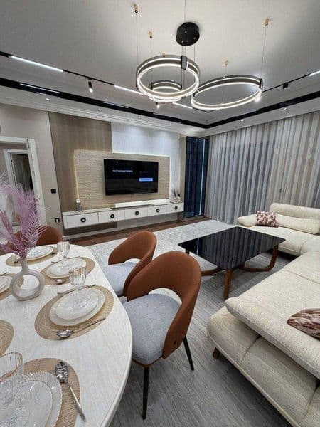 Сдается в долгосрочную аренду 3-комнатная квартира площадью 