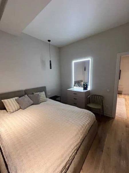 Сдается квартира с красивым ремонтом<br />
<br />
• Район: Ш