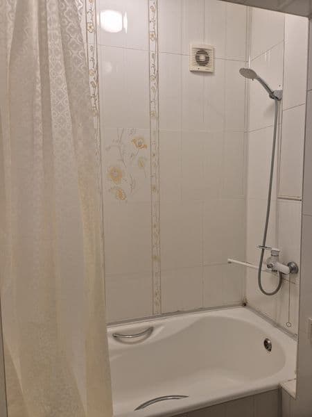 Сдаётся квартира ул. Эльбек.<br />
Рядом парк Эльбек, через  — фото 2